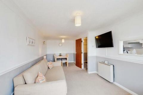 2 bedroom flat for sale, 748 Christchurch Road, Bournemouth