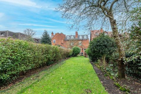 4 bedroom semi-detached house for sale, Greenfield Avenue, Stourbridge, DY8 1SX