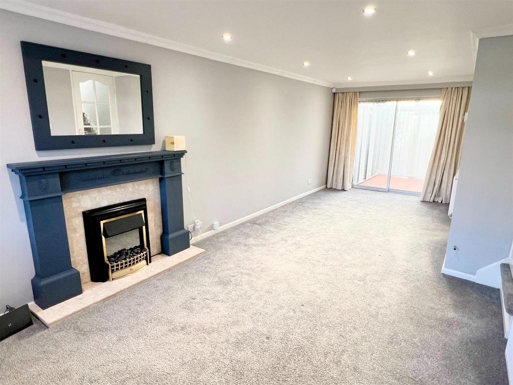 Lowlands Avenue, Streetly, Sutton Coldfield 3 bed semidetached house