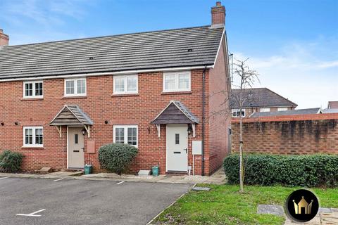 10 Boehm Drive, Alcester, B49 6FG