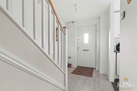 10 Boehm Drive, Alcester, B49 6FG