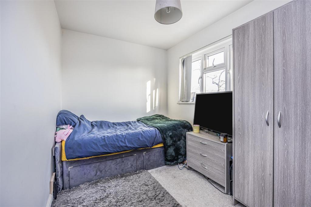 15 Timsbury Crescent, Havant-Portico Marketing-Sara