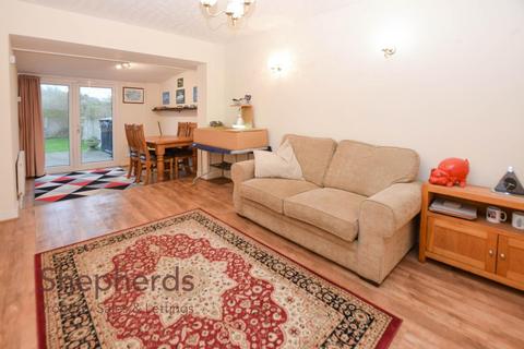 1 Sicklefield Close, Cheshunt, Waltham Cross, EN7 6QR