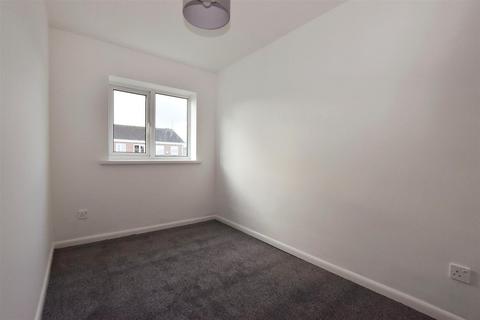 2 bedroom end of terrace house for sale - Brockton Close, Hull