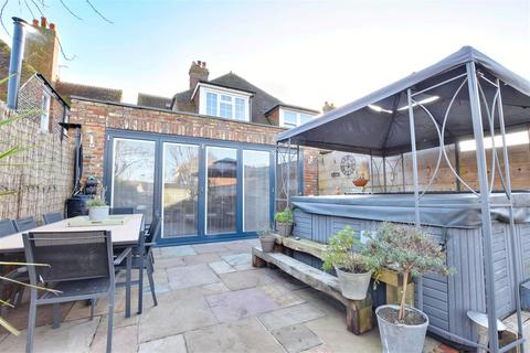 4 bedroom semi-detached house for sale, Udimore Road, Rye