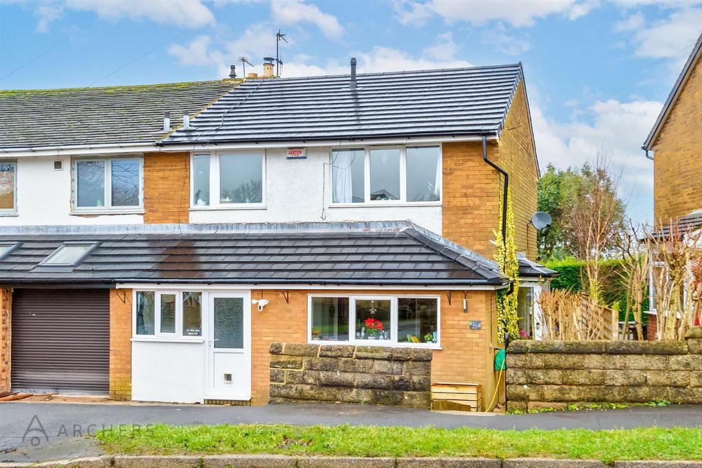 Peterborough Road, Lodge Moor, Sheffield 3 bed semidetached house for