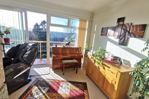 4 bedroom detached house for sale, Westport Avenue, Mayals, Swansea