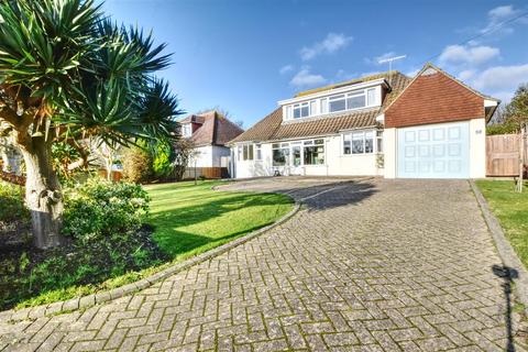 4 bedroom detached house for sale - Cooden Drive, Bexhill-On-Sea