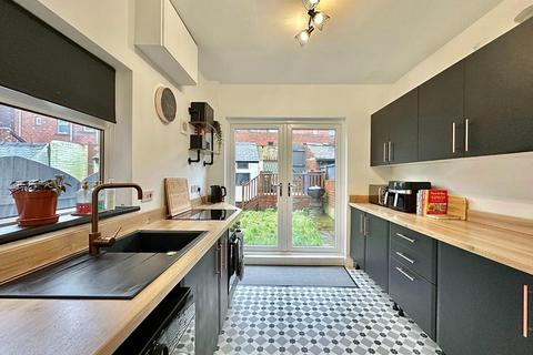 62 Blenheim Road, Barnsley, S70 6AR