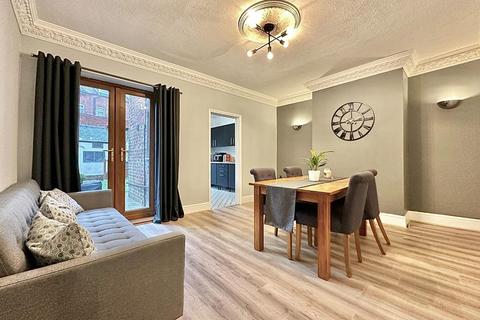 62 Blenheim Road, Barnsley, S70 6AR