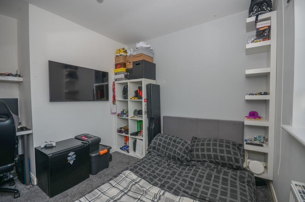 Bedroom two.jpg