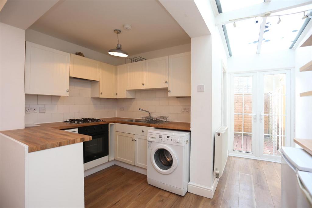 4 Kingsbury Street Kitchen (2).JPG