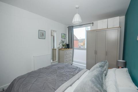 22 Snowdrop Drive, Emersons Green, Bristol, BS16 7LF