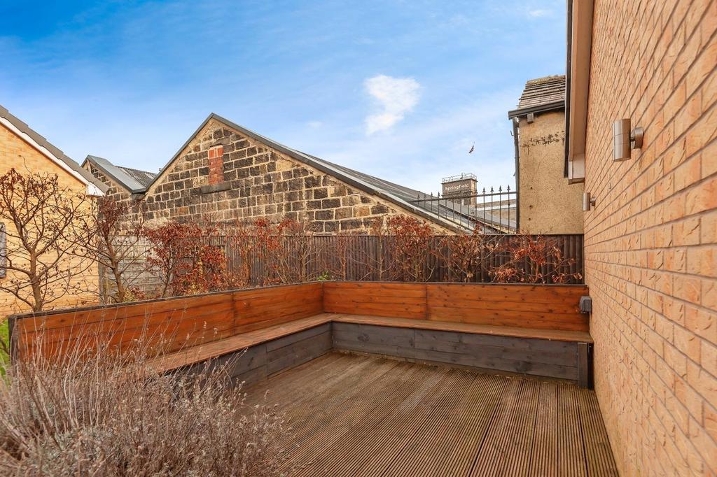Sun decking