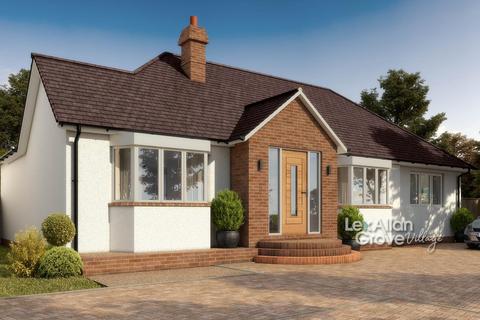 3 bedroom detached bungalow for sale, Yew Tree Lane, Fairfield, Bromsgrove