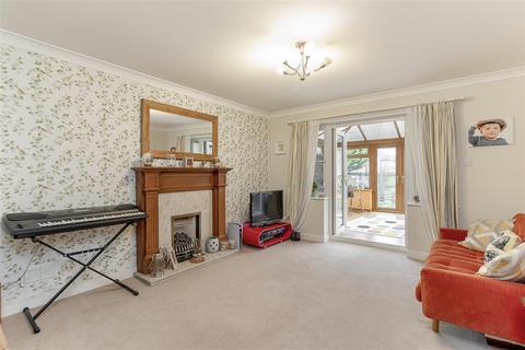 45 Acorn Way, Pool In Wharfedale, Otley, LS21 1TY
