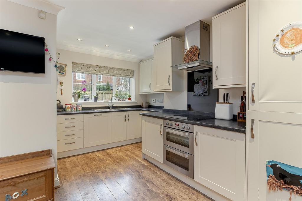 Dining Kitchen - C.jpg