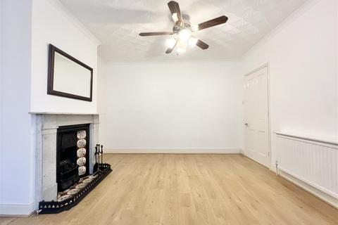 33 Philip Road, Ipswich, IP2 8BQ
