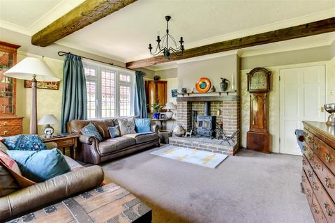 4 bedroom chalet for sale, Church Lane, Upper Beeding