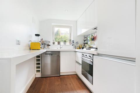 2 bedroom flat for sale, Gowan Avenue, London