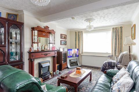32 Ryecroft Drive, Withernsea, HU19 2LX
