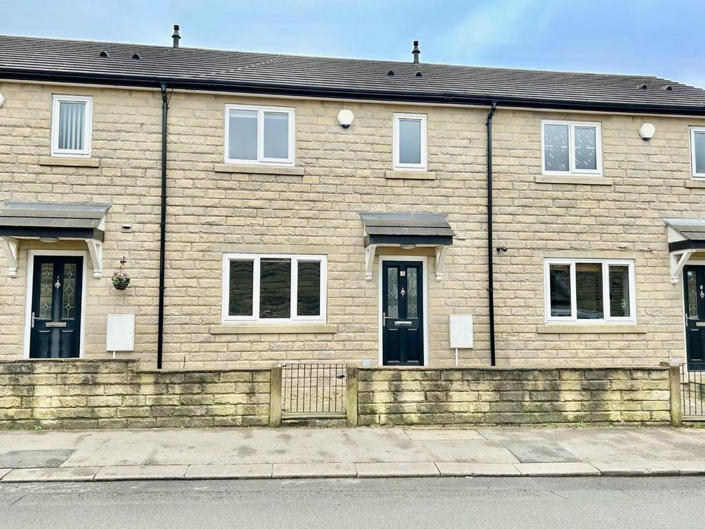 Lower Clough Street, Barrowford 3 bed townhouse £725 pcm (£167 pw)