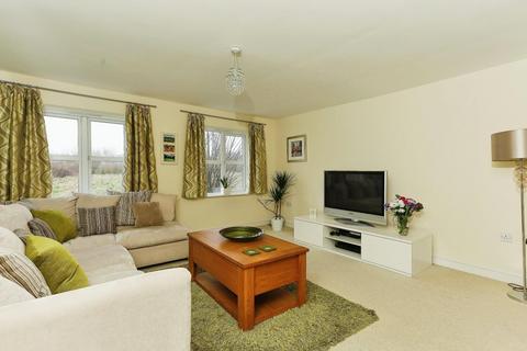 8 Richmond Drive, Sutton Coldfield, B75 7NU