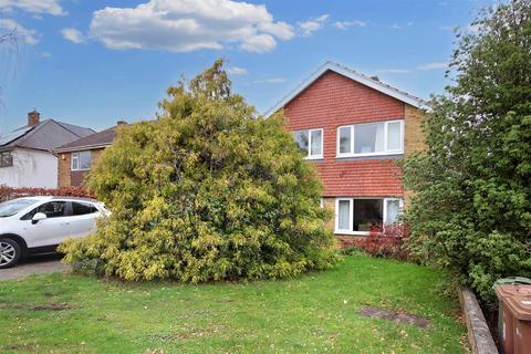 4 bedroom detached house to rent, Merrow Woods, Guildford