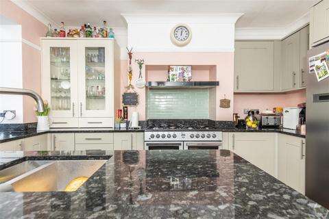 53 Cranleigh Road, Worthing, BN14 7QW