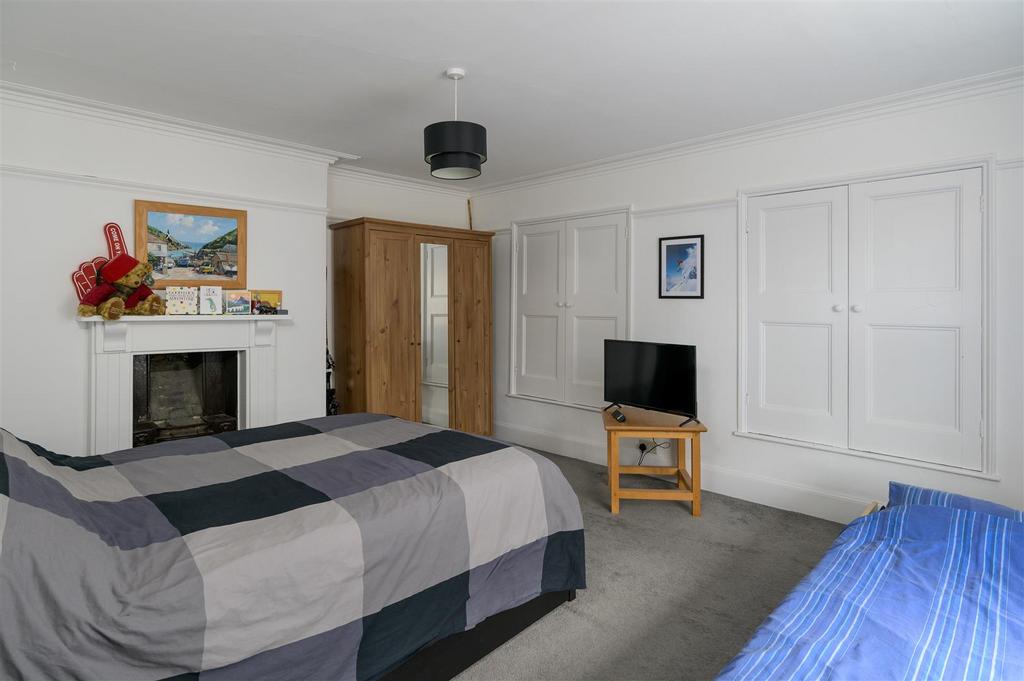 12 Buckingham Vale-29.jpg