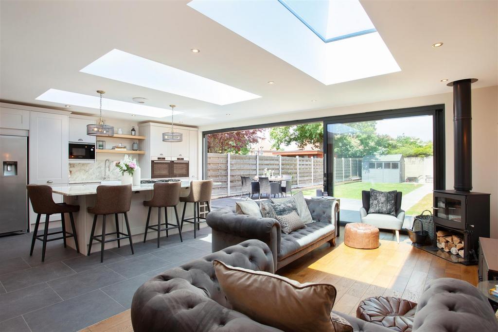 Keith Avenue, Huntington, York 4 bed semidetached bungalow for sale