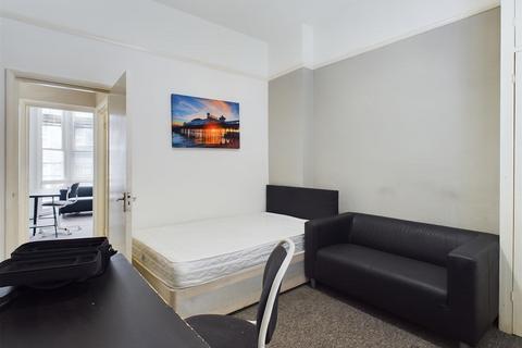 2 bedroom flat to rent, Broad Street, Brighton