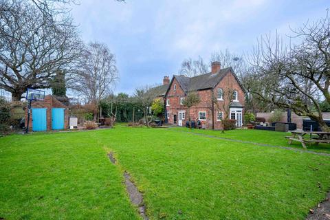 4 bedroom semi-detached house for sale, Walmley Ash Lane, Minworth, Sutton Coldfield