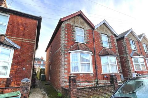 2 bedroom semi-detached house for sale, Orchard Road, East Cowes