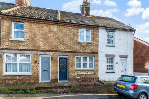 2 bedroom terraced house for sale, Station Road, Borough Green