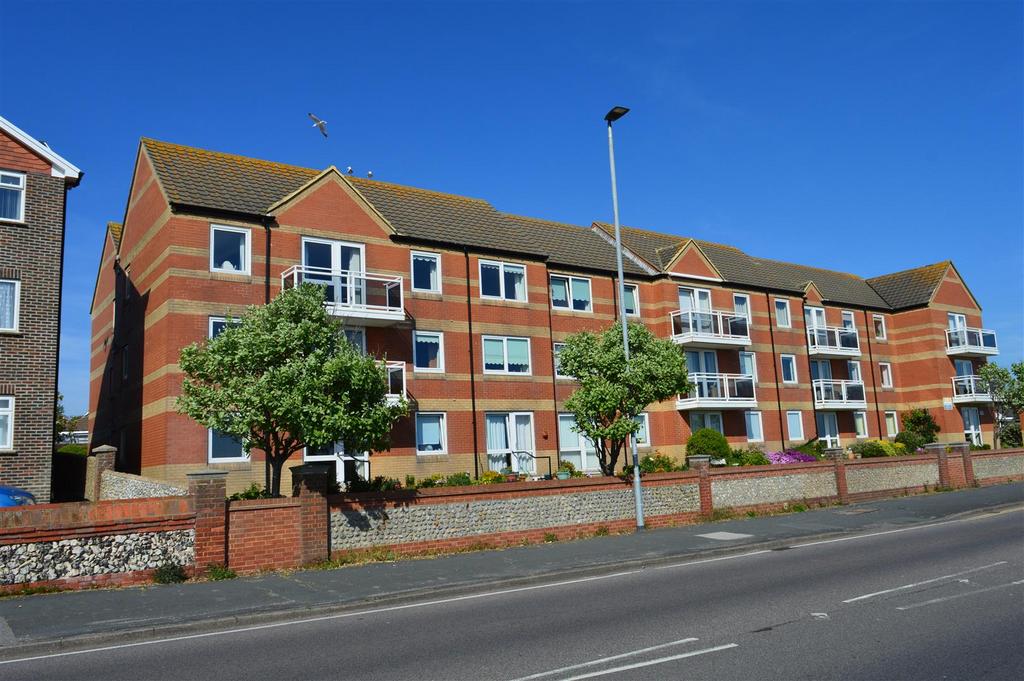Claremont Road, Seaford 2 bed retirement property for sale £175,000