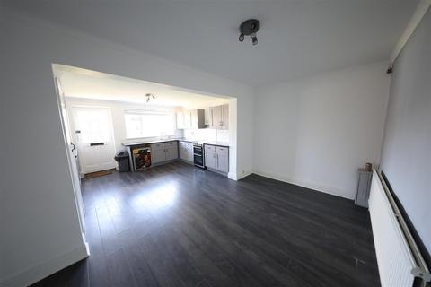 2 bedroom terraced house for sale, National Avenue, Hull