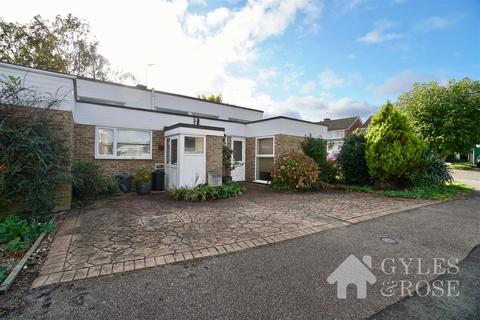 3 bedroom semi-detached bungalow for sale, Hereford Road, Colchester