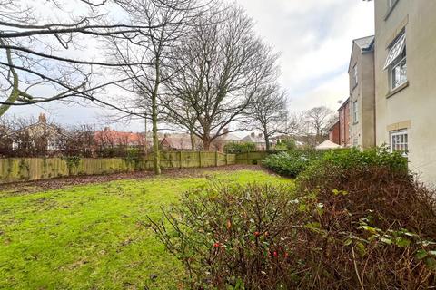 33 Barrington Close, Framwellgate Moor, Durham, DH1 5BX