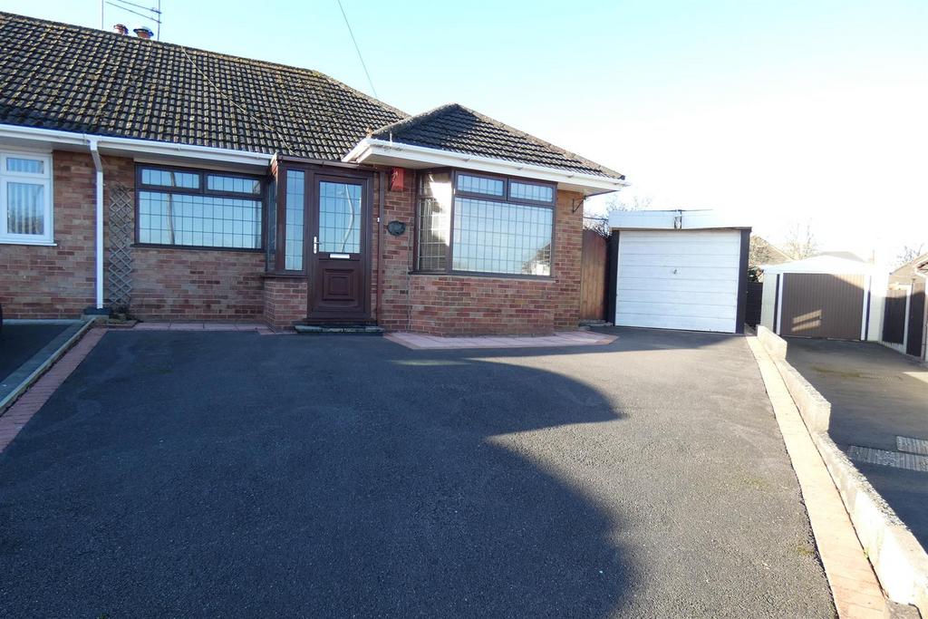 Argyll Close, Blythe Bridge, StokeOnTrent 2 bed semidetached
