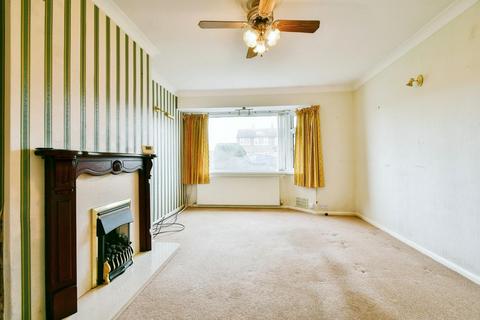 67 Crossways, York, YO10 5HT