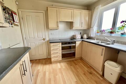 23 Bracken Way, Elland, HX5 9QH
