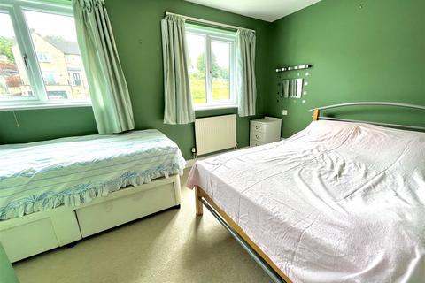 23 Bracken Way, Elland, HX5 9QH