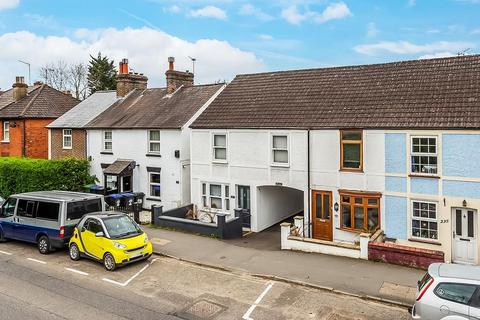 231 Kingston Road, Leatherhead, KT22 7PE