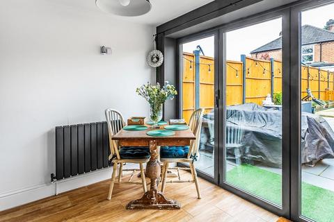 231 Kingston Road, Leatherhead, KT22 7PE