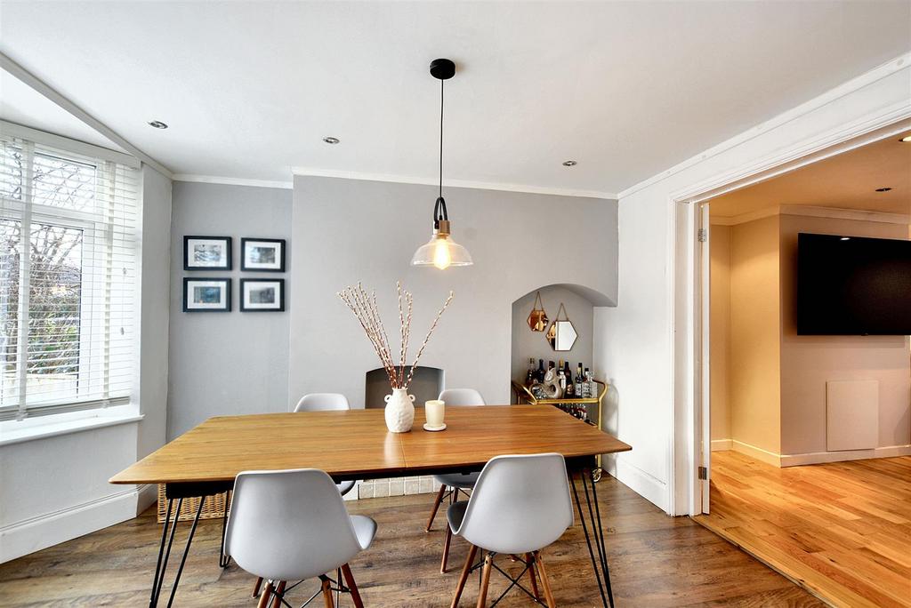 Dining Room 2.jpg
