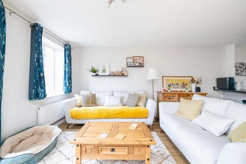 5 Ingleside Close, Bristol, BS15 1FH