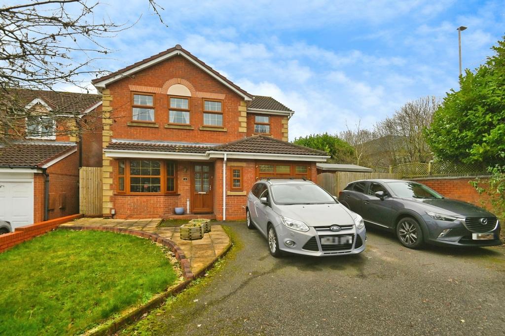 Buttermere, Wilnecote, Tamworth 4 bed detached house for sale £340,000