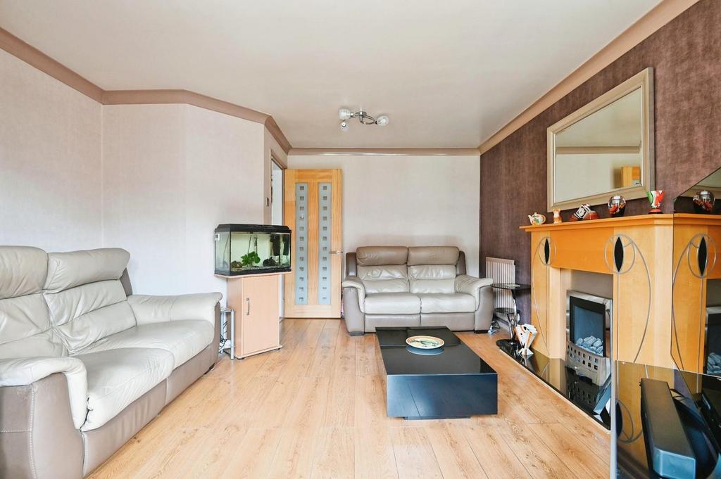 Lounge2.jpg
