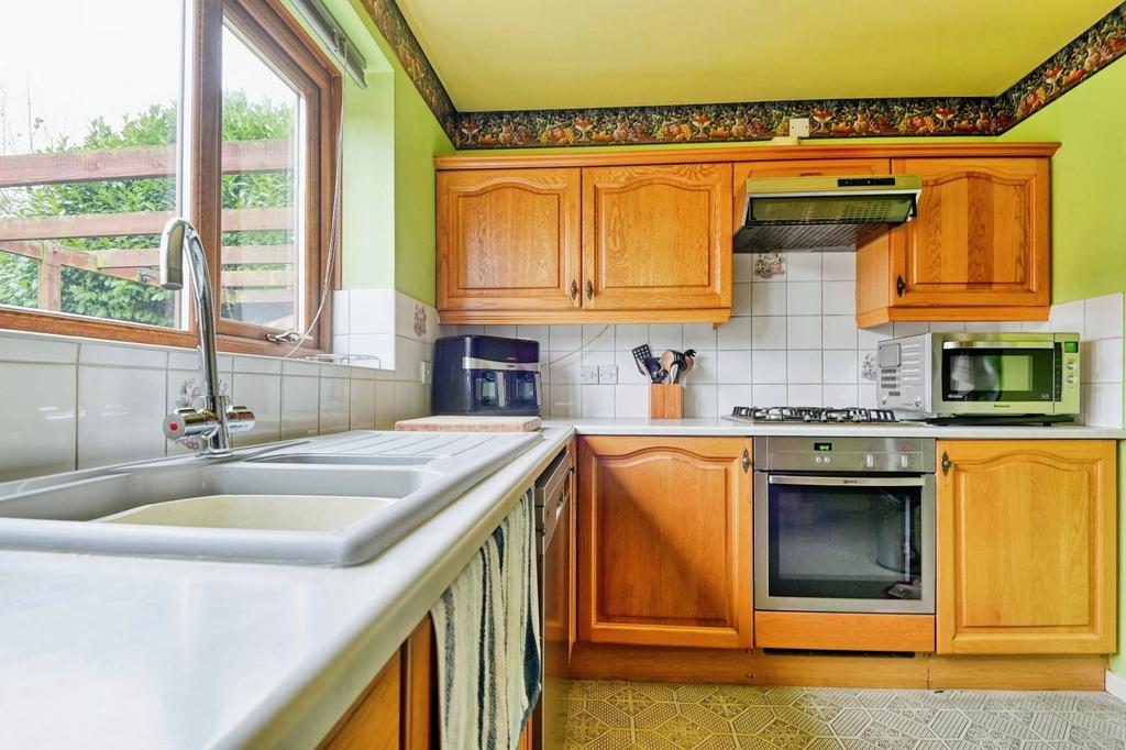 Kitchen1.jpg